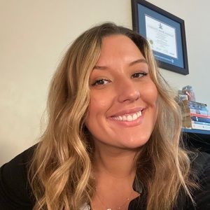 Meet your Posher, Portiaa